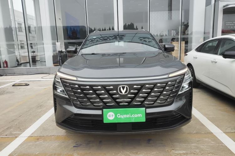 Used CHANGAN CS75 PLUS 2025 4th Generation 1.5T New Blue Whale Smart Flagship Version Front