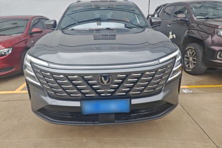 Used CHANGAN CS75 PLUS 2025 4th Generation 1.5T New Blue Whale Smart Luxury Edition Front
