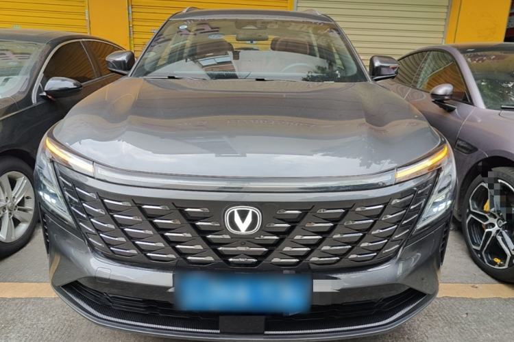 Used CHANGAN CS75 PLUS 2025 4th Generation 1.5T New Blue Whale Smart Luxury Edition Front