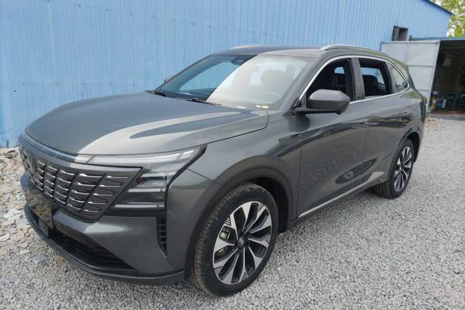 Used CHANGAN CS75 PLUS 2025 4th Generation UItra 2.0T New Blue Whale – Smart & Powerful Version Front Left 45 Deg