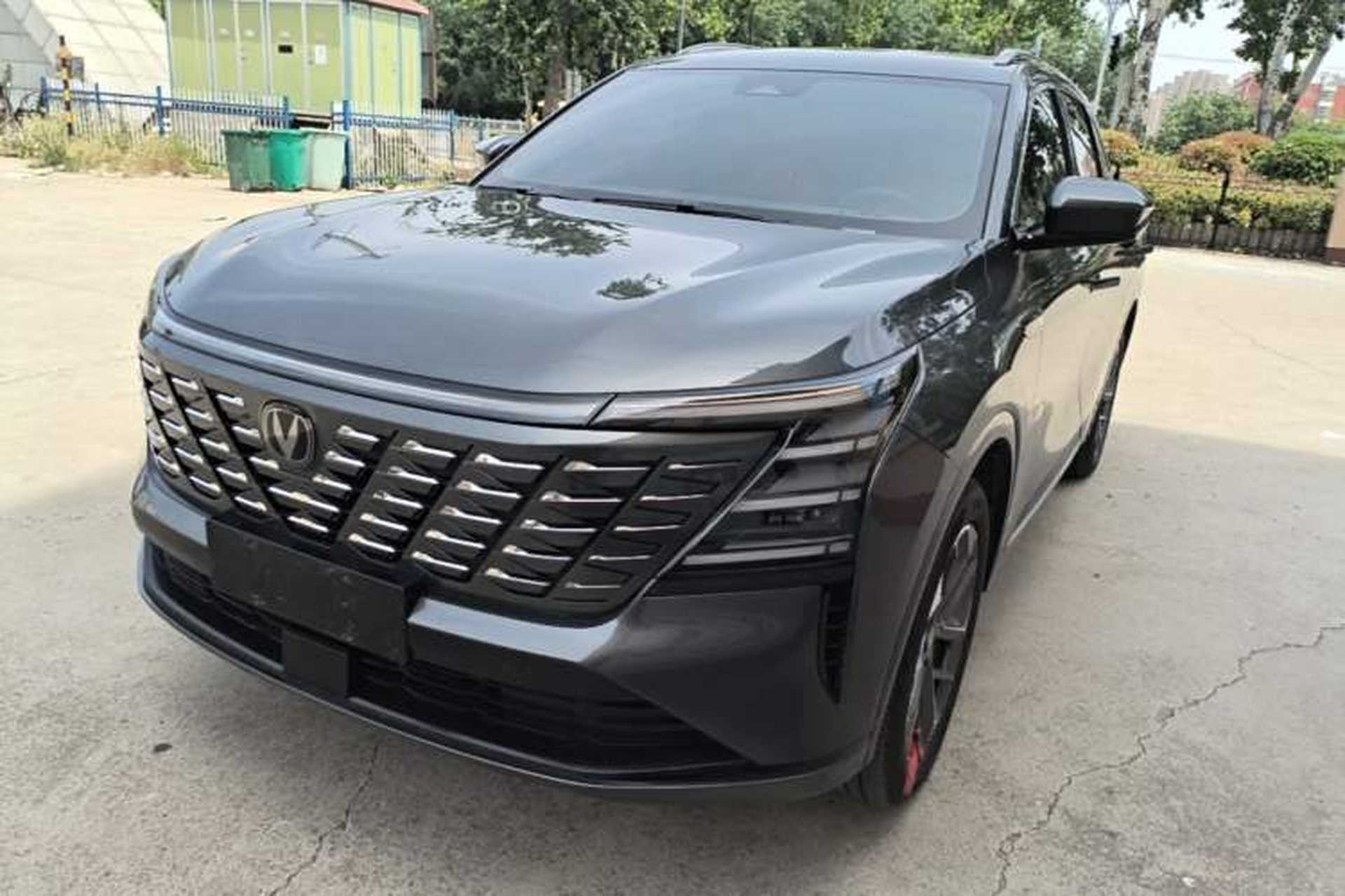 Used CHANGAN CS75 PLUS 2025 4th Generation 1.5T New Blue Whale Smart Luxury Edition Front Left 45 Deg