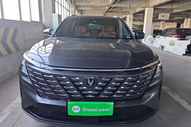 Used CHANGAN CS75 PLUS 2025 4th Generation 1.5T New Blue Whale Smart Flagship Version Front