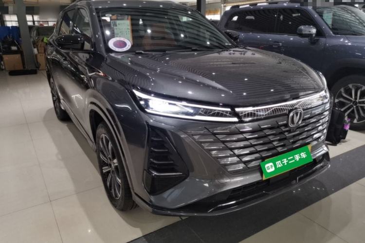 Used CHANGAN CS75 PLUS 2025 Model, 3rd Generation Champion Edition 1.5T Jinghang Version Front Right 45 Deg