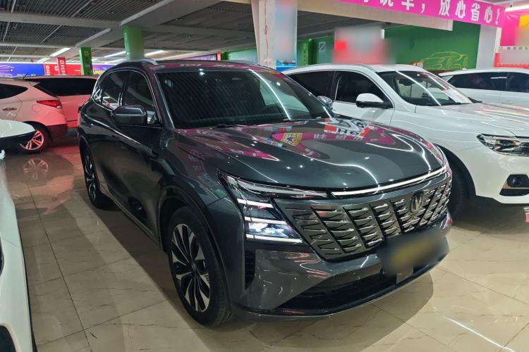 Used CHANGAN CS75 PLUS 2025 4th Generation UItra 2.0T New Blue Whale – Smart & Powerful Version Front Right 45 Deg