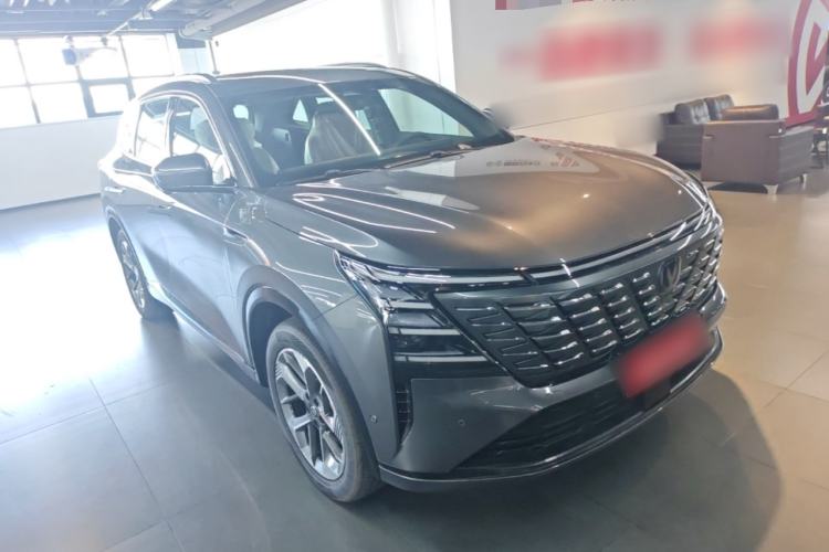 Used CHANGAN CS75 PLUS 2025 4th Generation 1.5T New Blue Whale Smart Flagship Version Front Right 45 Deg
