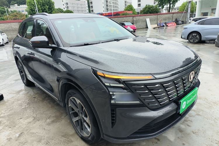 Used CHANGAN CS75 PLUS 2025 4th Generation 1.5T New Blue Whale Smart Flagship Version Front Right 45 Deg