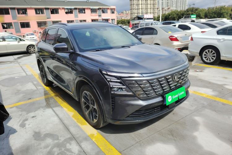 Used CHANGAN CS75 PLUS 2025 4th Generation 1.5T New Blue Whale Smart Luxury Edition Front Right 45 Deg