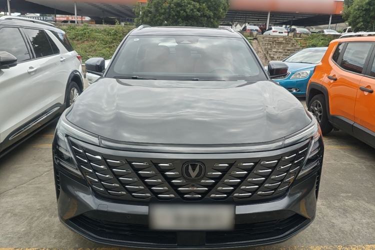Used CHANGAN CS75 PLUS 2025 4th Generation 1.5T New Blue Whale Smart Flagship Version Front