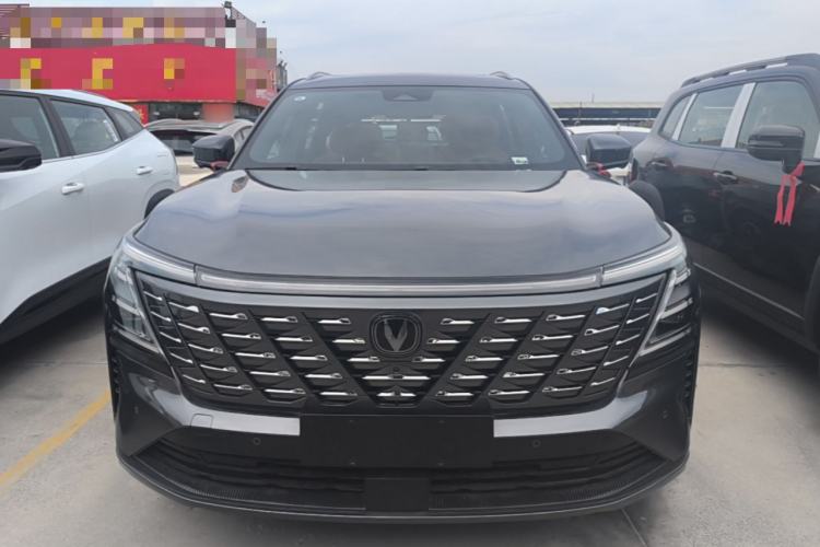 Used CHANGAN CS75 PLUS 2025 4th Generation 1.5T New Blue Whale Smart Flagship Version Front