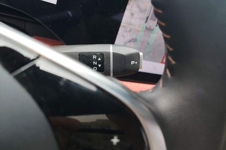 Used CHANGAN CS75 PLUS 2025 4th Generation 1.5T New Blue Whale Smart Luxury Edition Gear Lever