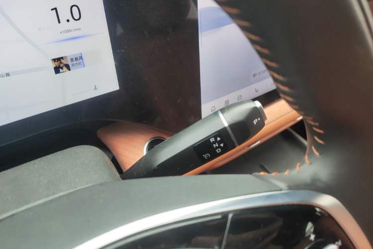 Used CHANGAN CS75 PLUS 2025 4th Generation 1.5T New Blue Whale Smart Flagship Version Gear Lever