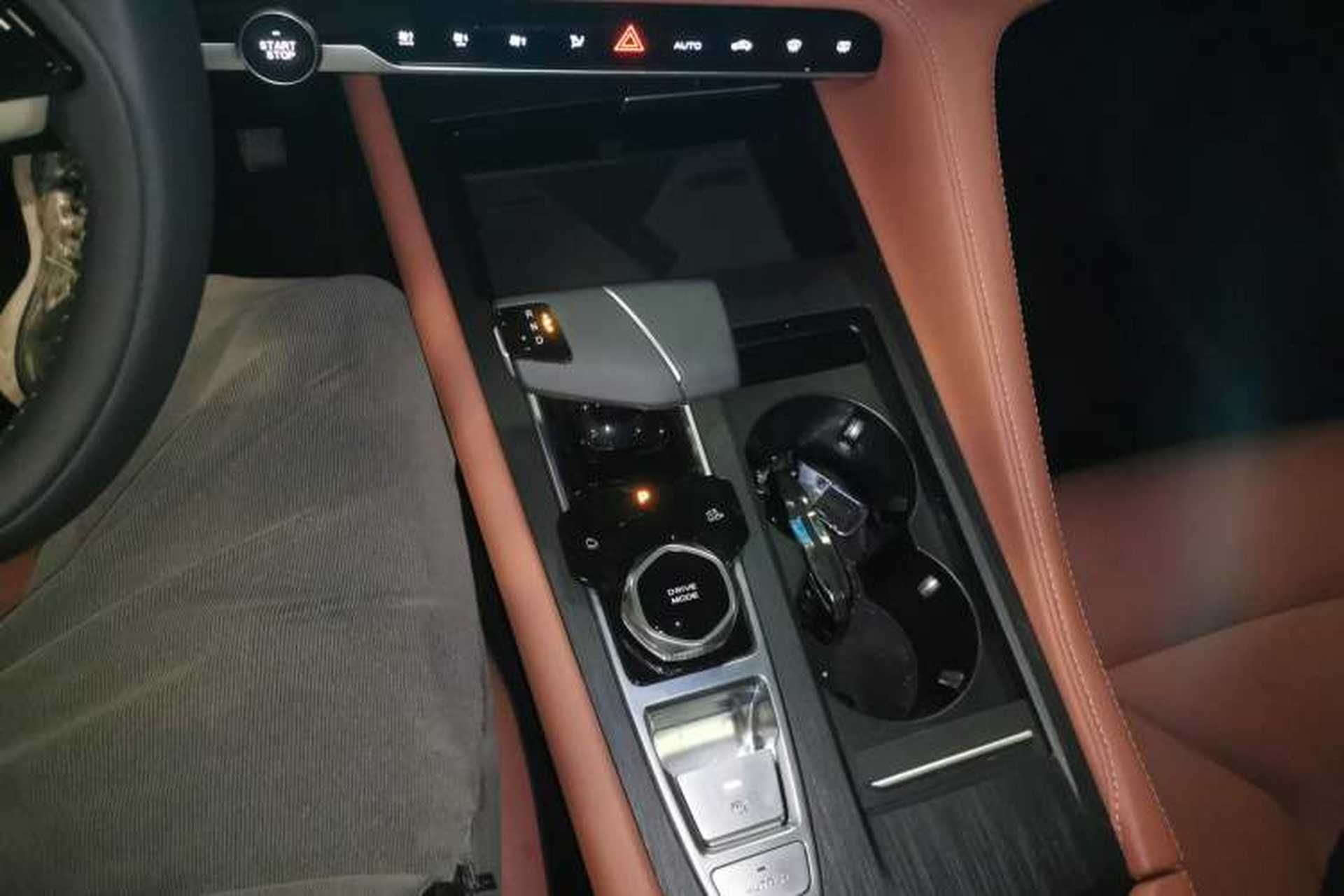 Used CHANGAN CS75 PLUS 2025 Model, 3rd Generation Champion Edition 1.5T Jinghang Version Gear Lever