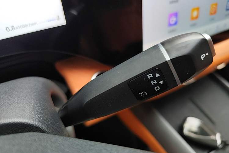 Used CHANGAN CS75 PLUS 2025 4th Generation 1.5T New Blue Whale Smart Luxury Edition Gear Lever
