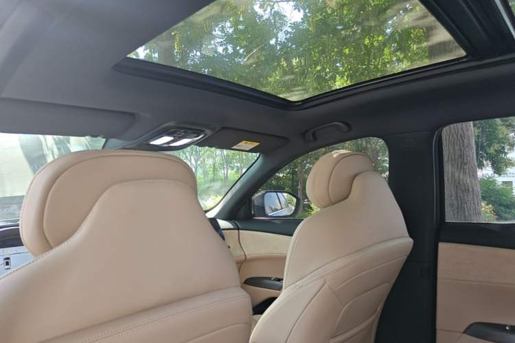 Used CHANGAN CS75 PLUS 2025 4th Generation 1.5T New Blue Whale Smart Luxury Edition Headliner