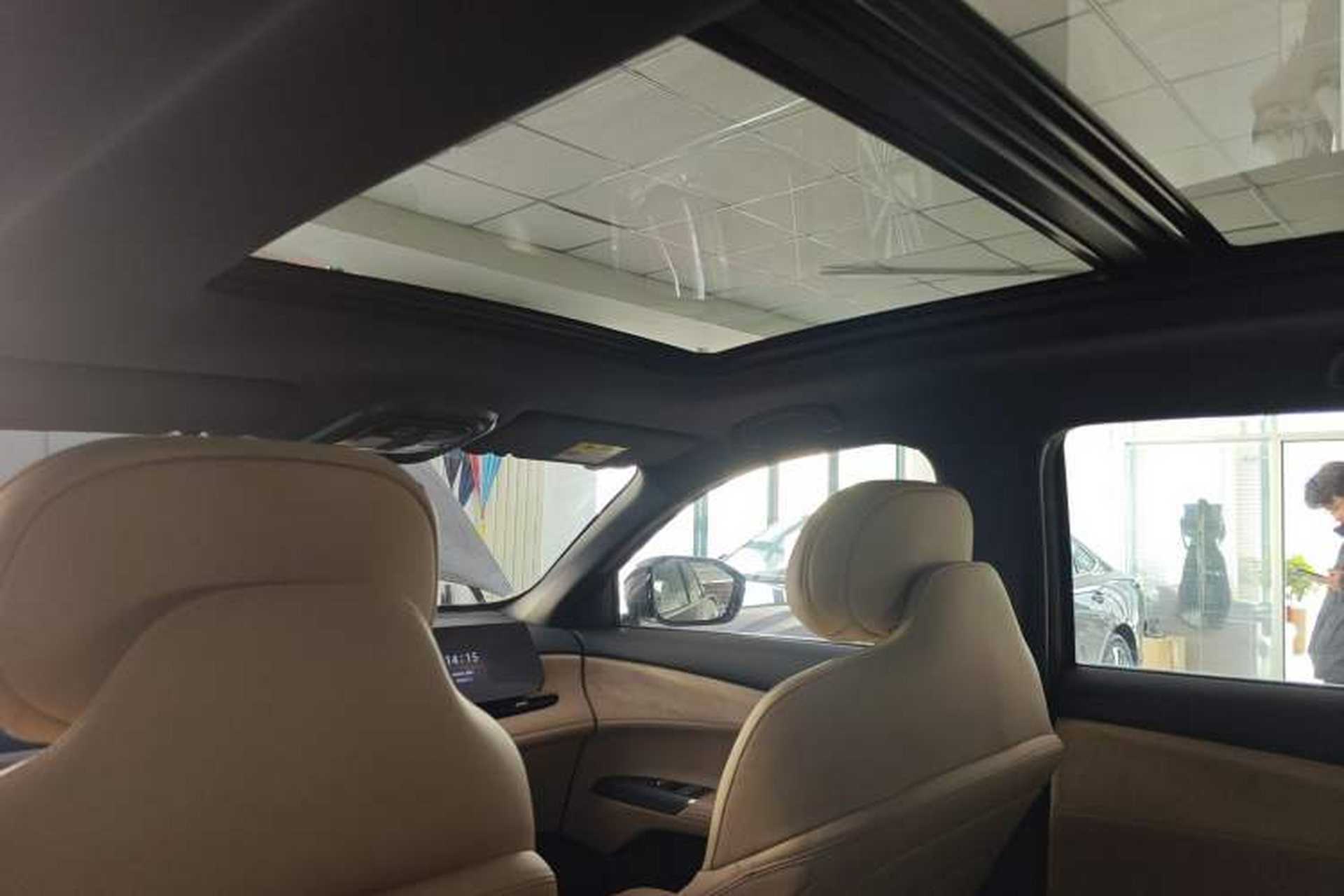 Used CHANGAN CS75 PLUS 2025 4th Generation 1.5T New Blue Whale Smart Luxury Edition Headliner