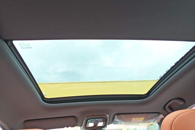 Used CHANGAN CS75 PLUS 2025 4th Generation 1.5T New Blue Whale Smart Flagship Version Headliner