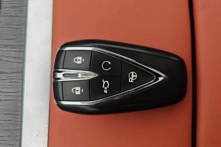 Used CHANGAN CS75 PLUS 2025 4th Generation UItra 2.0T New Blue Whale Smart Intelligent Powertrain Version Interior 1