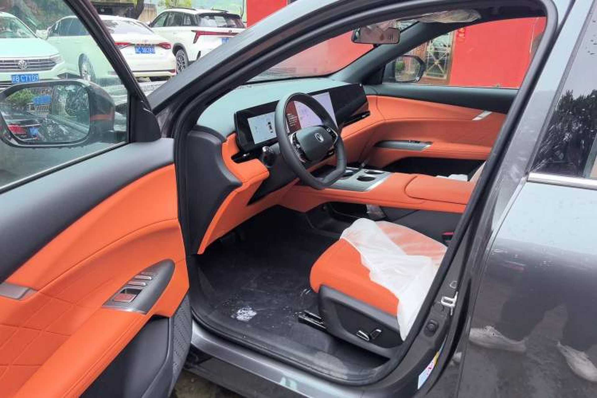 Used CHANGAN CS75 PLUS 2025 Model, 4th Generation 1.5T New Blue Whale Smart Excellence Version Interior 1