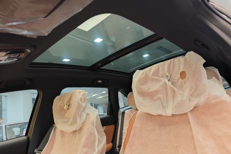 Used CHANGAN CS75 PLUS 2025 4th Generation 1.5T New Blue Whale Smart Luxury Edition Interior 11