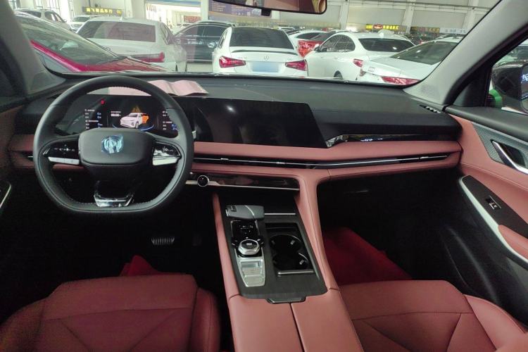 Used CHANGAN CS75 PLUS 2025 Model, 3rd Generation Champion Edition 1.5T Jinghang Version Interior 2