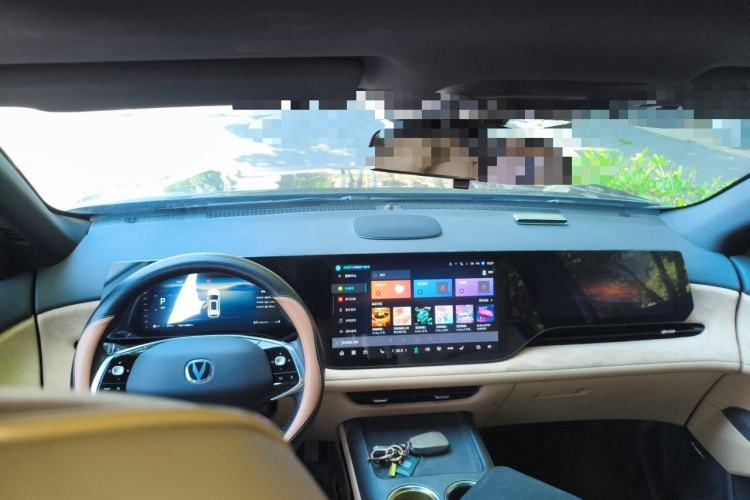 Used CHANGAN CS75 PLUS 2025 4th Generation 1.5T New Blue Whale Smart Flagship Version Interior 2