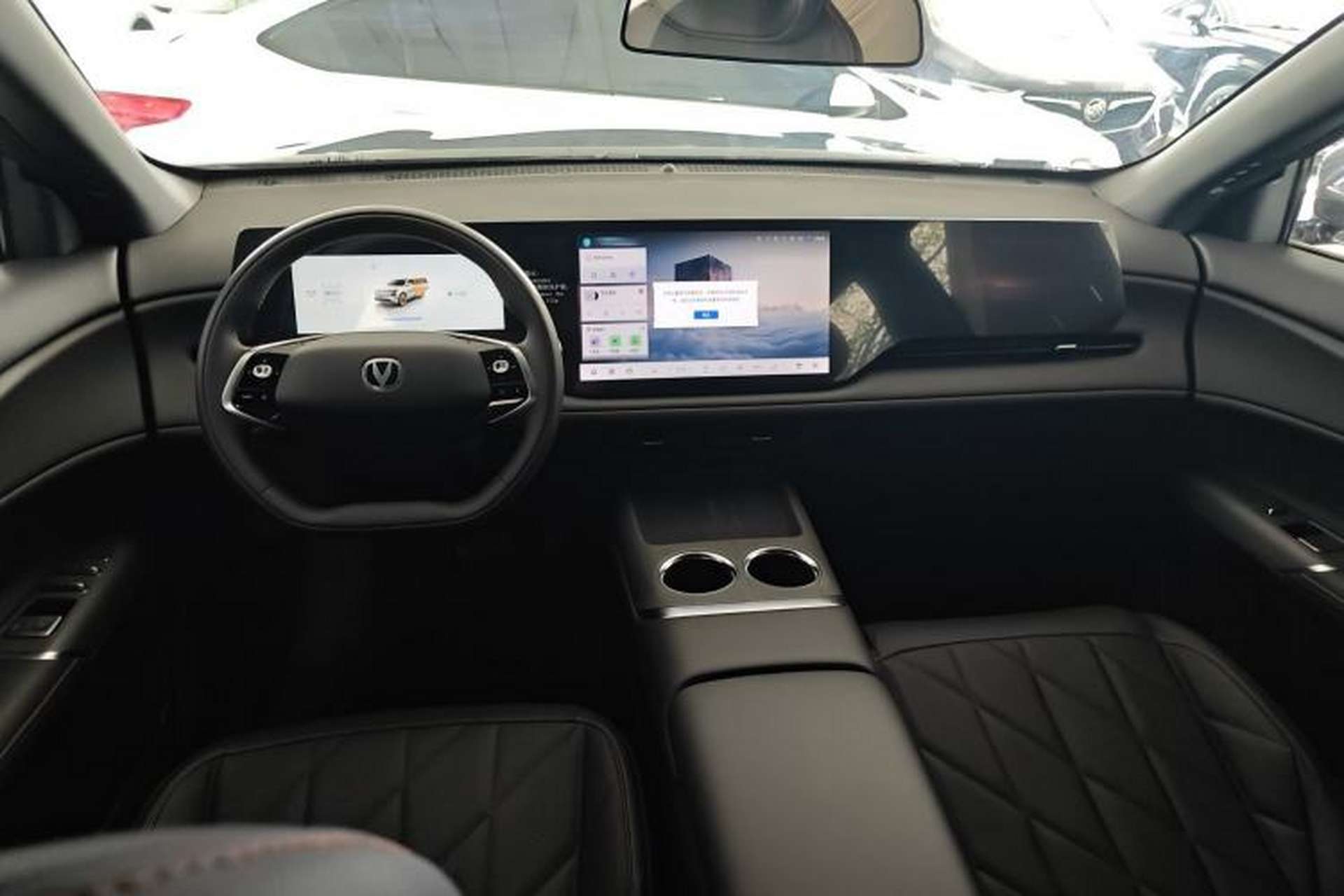 Used CHANGAN CS75 PLUS 2025 4th Generation 1.5T New Blue Whale Smart Luxury Edition Interior 3