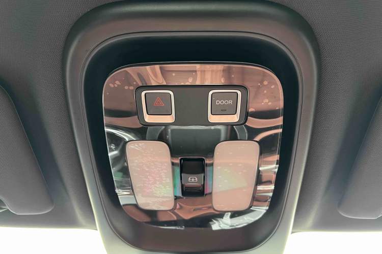 Used CHANGAN CS75 PLUS 2025 4th Generation 1.5T New Blue Whale Smart Whale Enjoyment Edition Interior 3