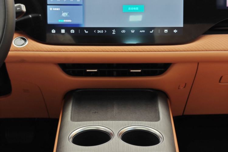 Used CHANGAN CS75 PLUS 2025 4th Generation 1.5T New Blue Whale Smart Luxury Edition Interior 7