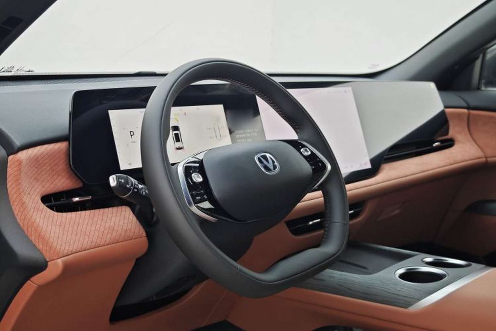 Used CHANGAN CS75 PLUS 2025 4th Generation 1.5T New Blue Whale Smart Luxury Edition Interior 7