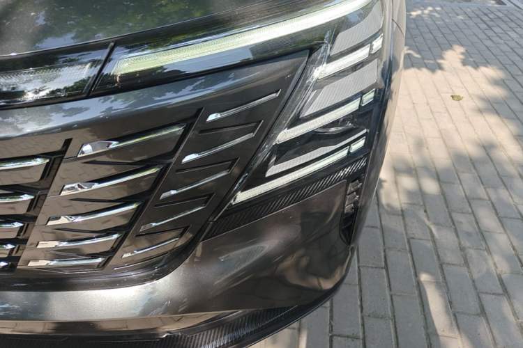 Used CHANGAN CS75 PLUS 2025 4th Generation 1.5T New Blue Whale Smart Luxury Edition Left Front Headlight