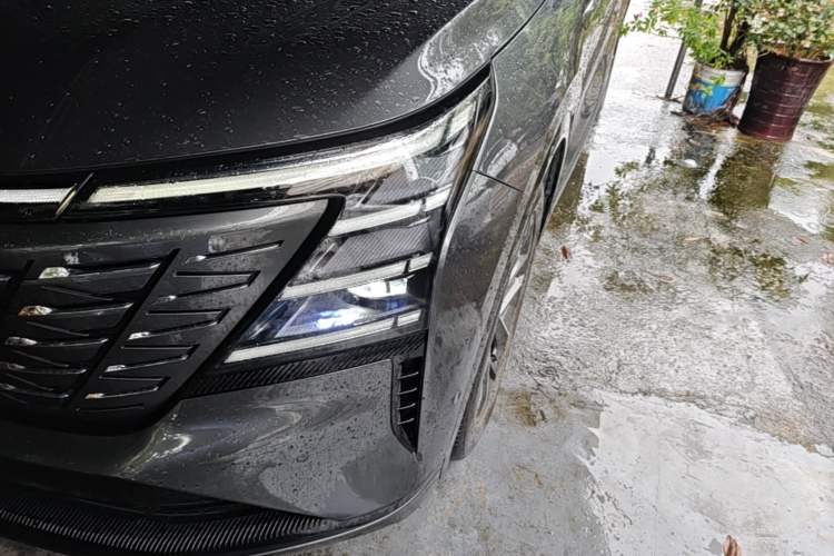 Used CHANGAN CS75 PLUS 2025 4th Generation 1.5T New Blue Whale Smart Flagship Version Left Front Headlight