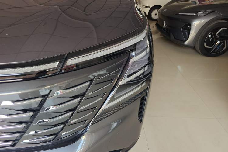 Used CHANGAN CS75 PLUS 2025 4th Generation 1.5T New Blue Whale Smart Luxury Edition Left Front Headlight
