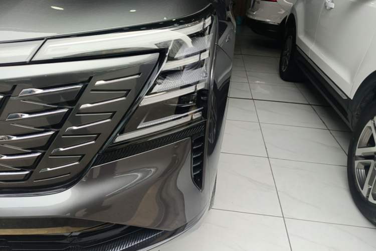 Used CHANGAN CS75 PLUS 2025 4th Generation 1.5T New Blue Whale Smart Luxury Edition Left Front Headlight