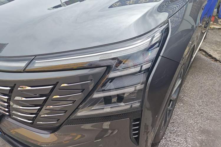 Used CHANGAN CS75 PLUS 2025 4th Generation 1.5T New Blue Whale Smart Flagship Version Left Front Headlight