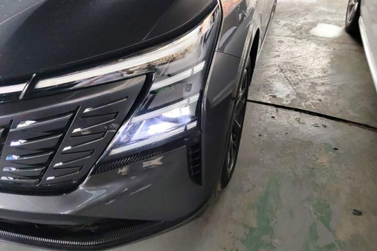 Used CHANGAN CS75 PLUS 2025 4th Generation 1.5T New Blue Whale Smart Luxury Edition Left Front Headlight