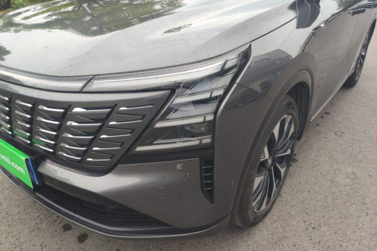 Used CHANGAN CS75 PLUS 2025 4th Generation UItra 2.0T New Blue Whale Smart Intelligent Powertrain Version Left Front Headlight