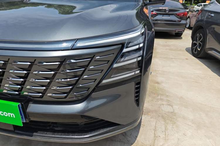 Used CHANGAN CS75 PLUS 2025 4th Generation 1.5T New Blue Whale Smart Luxury Edition Left Front Headlight