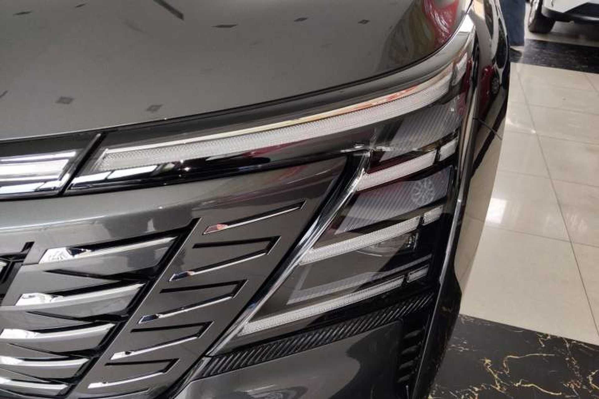 Used CHANGAN CS75 PLUS 2025 4th Generation 1.5T New Blue Whale Smart Whale Enjoyment Edition Left Front Headlight