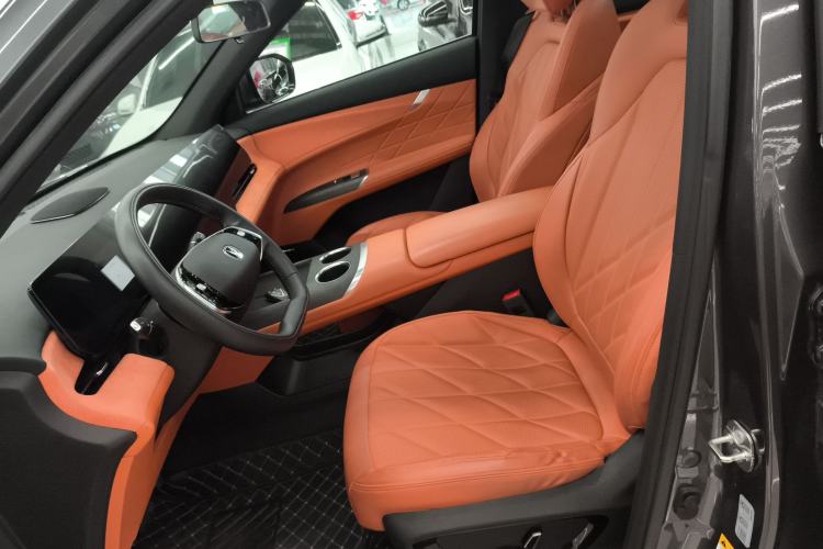 Used CHANGAN CS75 PLUS 2025 4th Generation 1.5T New Blue Whale Smart Flagship Version Left Front Seat