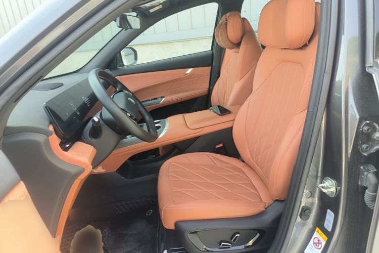 Used CHANGAN CS75 PLUS 2025 4th Generation 1.5T New Blue Whale Smart Flagship Version Left Front Seat
