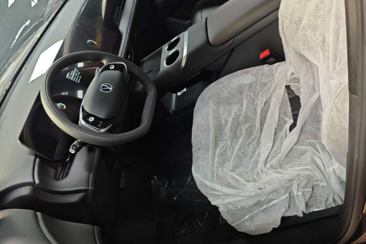 Used CHANGAN CS75 PLUS 2025 4th Generation 1.5T New Blue Whale Smart Luxury Edition Left Front Seat