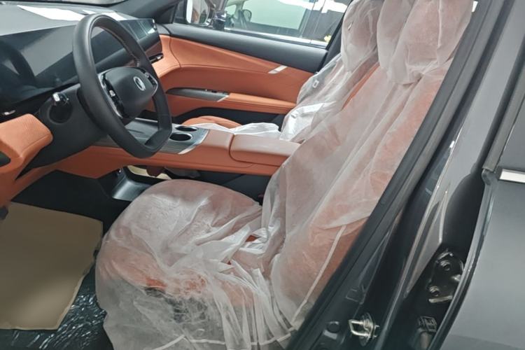 Used CHANGAN CS75 PLUS 2025 4th Generation 1.5T New Blue Whale Smart Luxury Edition Left Front Seat