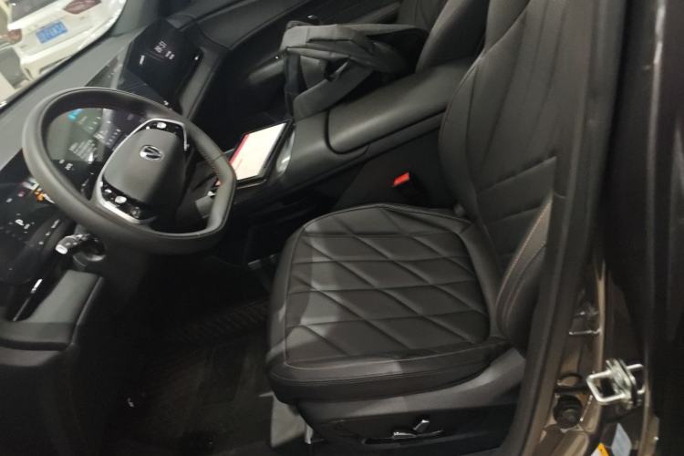 Used CHANGAN CS75 PLUS 2025 4th Generation UItra 2.0T New Blue Whale – Smart & Powerful Version Left Front Seat