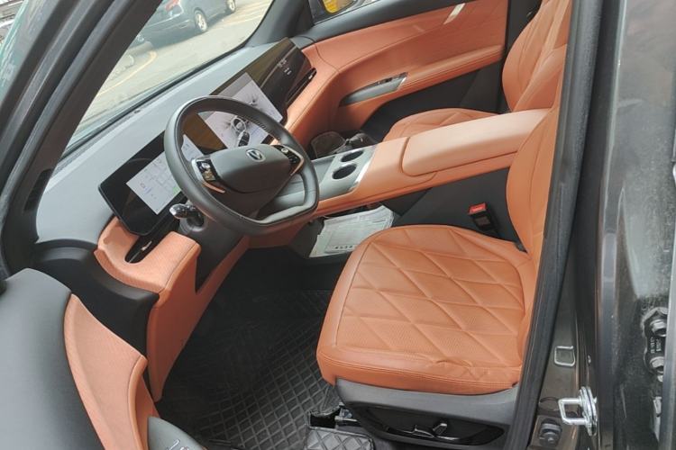 Used CHANGAN CS75 PLUS 2025 4th Generation 1.5T New Blue Whale Smart Luxury Edition Left Front Seat