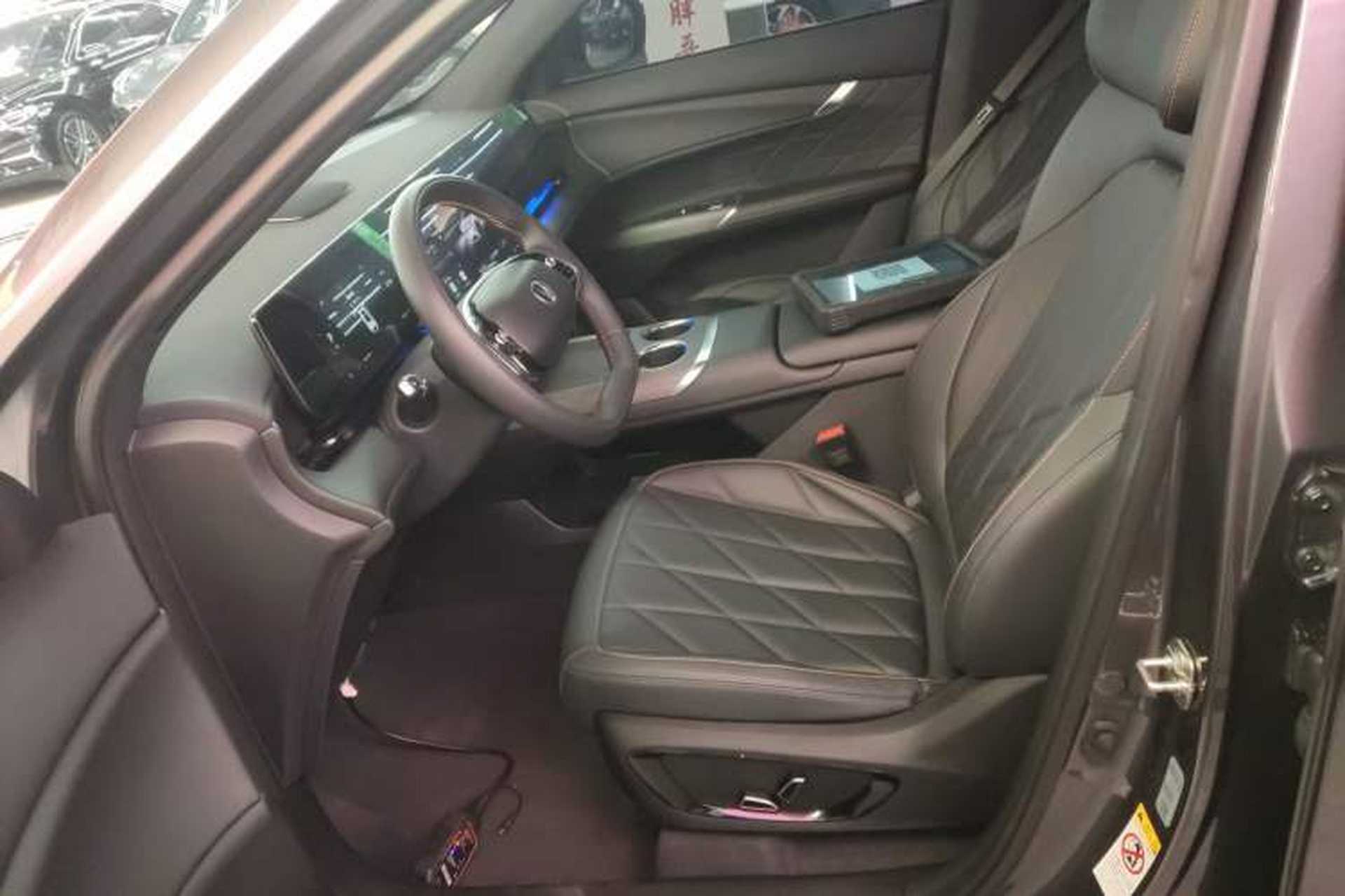 Used CHANGAN CS75 PLUS 2025 4th Generation UItra 2.0T New Blue Whale Smart Intelligent Powertrain Version Left Front Seat