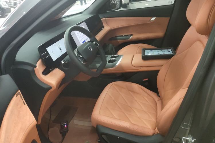 Used CHANGAN CS75 PLUS 2025 4th Generation 1.5T New Blue Whale Smart Luxury Edition Left Front Seat