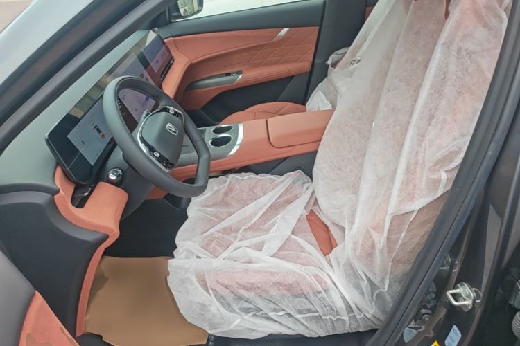 Used CHANGAN CS75 PLUS 2025 4th Generation 1.5T New Blue Whale Smart Luxury Edition Left Front Seat