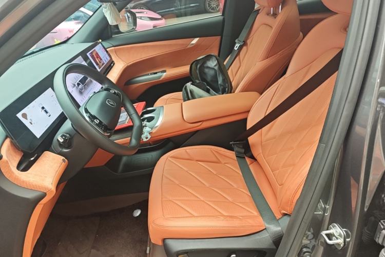 Used CHANGAN CS75 PLUS 2025 4th Generation UItra 2.0T New Blue Whale Engine – Wind Style Left Front Seat