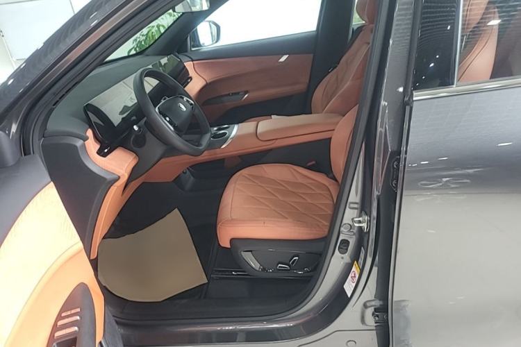 Used CHANGAN CS75 PLUS 2025 4th Generation 1.5T New Blue Whale Smart Luxury Edition Left Front Seat
