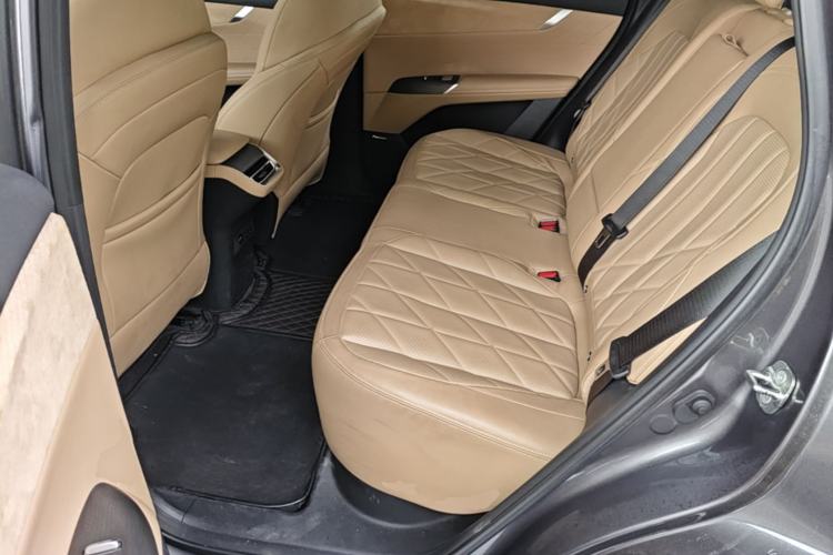 Used CHANGAN CS75 PLUS 2025 4th Generation 1.5T New Blue Whale Smart Flagship Version Left Rear Seat